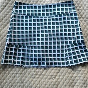 Golftini golf skirt - white/green/navy check with side pleats - size 4